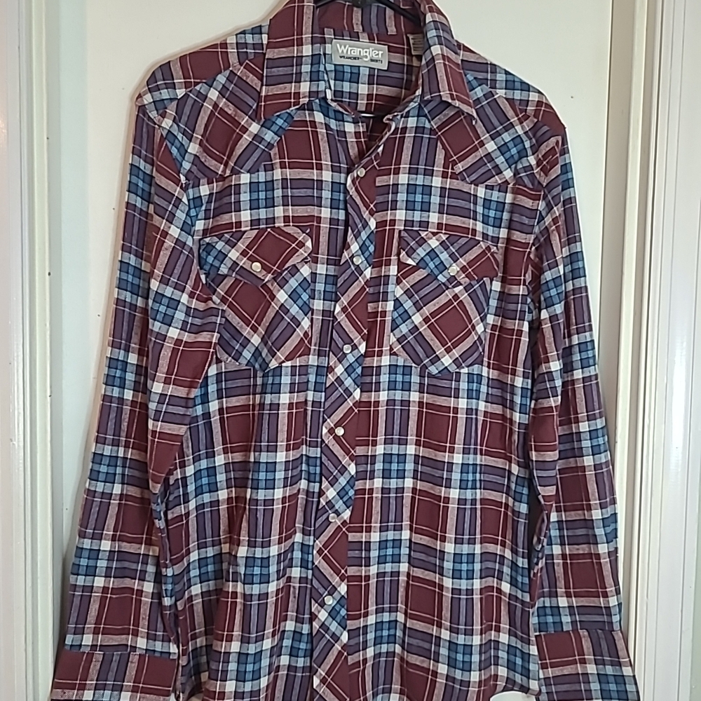 Wrangler Men's Red Plaid Shirt, Pearl Snap, Flannel, Long Sleeve